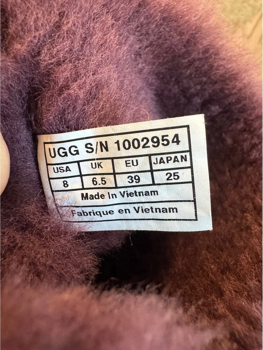 UGG Australia Bailey Bow Boots Bordeaux Purple Suede Sheepskin Size 8 1002954